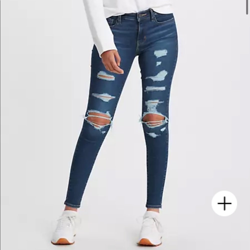 Levi’s 710 Super Skinny Jeans